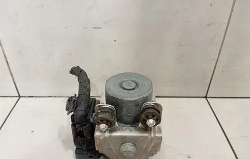 Porsche 911 991 ABS pump bracket 99135575527