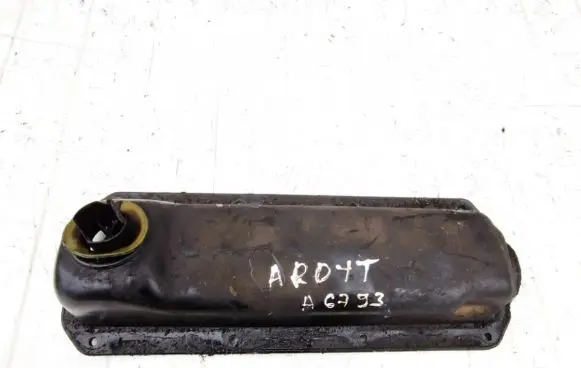 Volkswagen Golf IV Rocker cam cover 