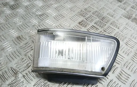 Toyota Corolla E90 Front indicator light 