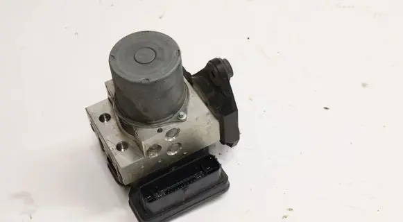 Audi A4 S4 B9 8W Master brake cylinder 8W0907379R