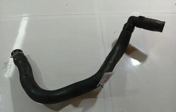 Peugeot 407 Engine coolant pipe/hose 