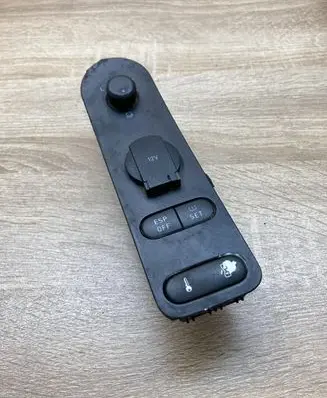 Seat Toledo III (5P) Wing mirror switch 5P0959565