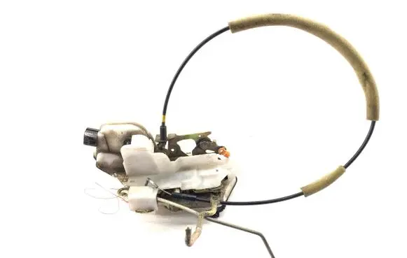 Mitsubishi Outlander Front door lock 