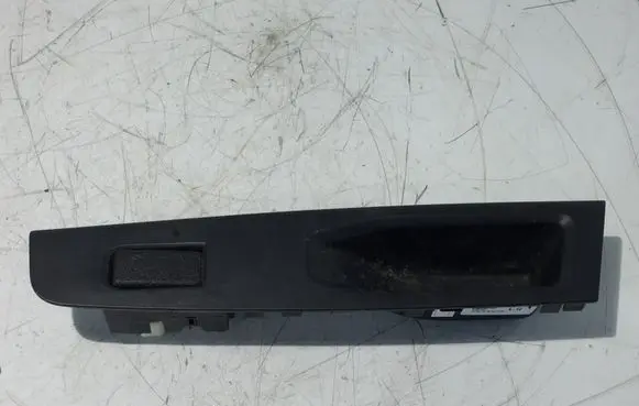 Toyota Yaris Electric window control switch 742720D400