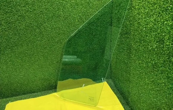 Volkswagen Crafter Front vent window/glass (coupe) E943R000016 DOT211M75AS2