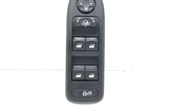 Peugeot 508 Electric window control switch 98026370ZD