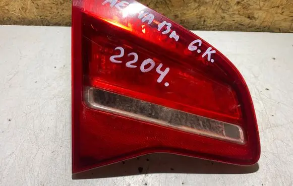 Opel Meriva B Tailgate rear/tail lights 21629003