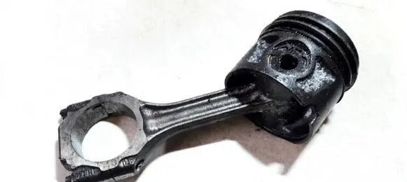 Audi A4 S4 B5 8D Piston with connecting rod 028h