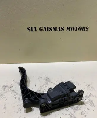 Audi A6 S6 C6 4F Accelerator throttle pedal 4F1723523A