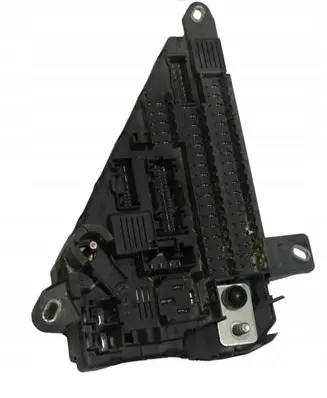 BMW 5 E60 E61 Fuse module 6906619