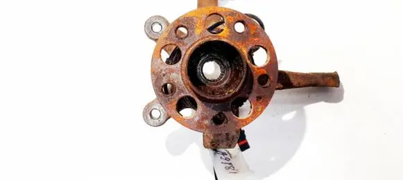 Mercedes-Benz A W169 Front wheel hub