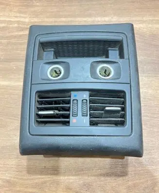 BMW 3 E90 E91 Center console 7148760