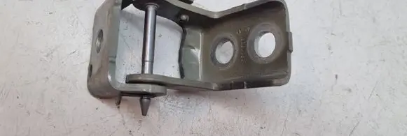 Peugeot 3008 II Front door upper hinge