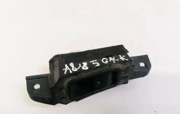 Subaru Outback Electric window control switch R210 R-210