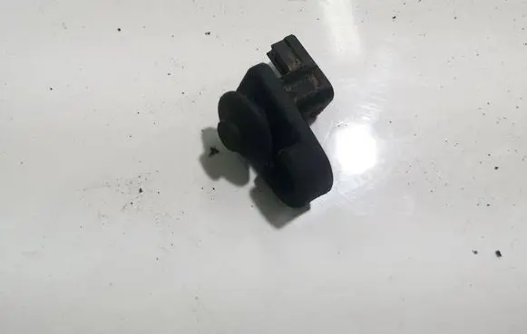 Nissan Tiida C11 Front door sensor 