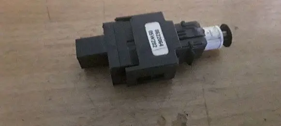 Volvo S60 Brake pedal sensor switch 8622064