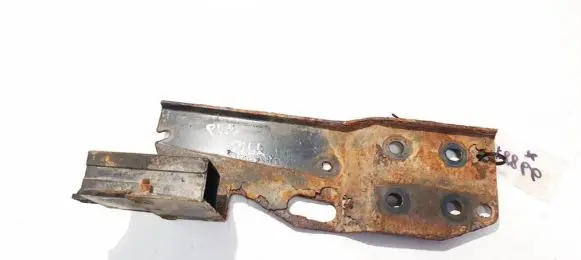 Iveco Daily 30.8 - 9 Engine mounting bracket