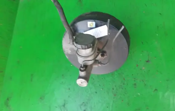 Nissan Almera N16 Brake booster 47210BM410