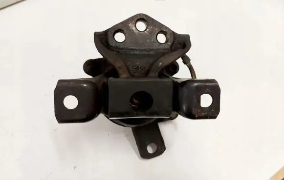 Mitsubishi Grandis Engine mount vacuum valve 