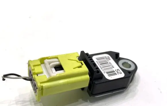 Toyota Auris E180 Airbag deployment crash/impact sensor 8983102150