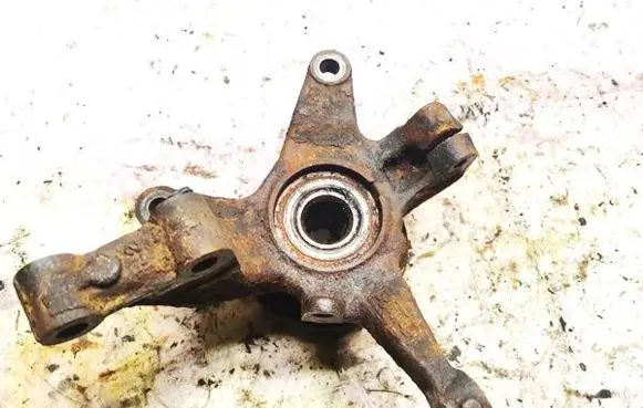 Mazda CX-7 Front wheel hub