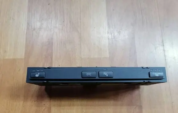 BMW 5 E60 E61 Seat heating switch 9134027 13580862