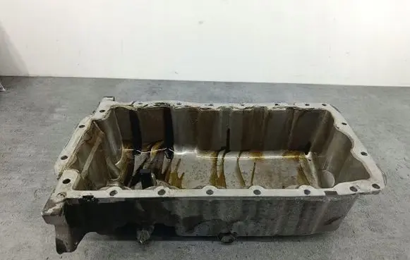 Volkswagen New Beetle Oil sump 
