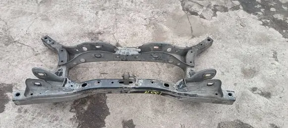 Hyundai i30 Rear axle beam 