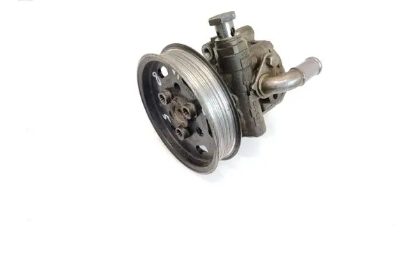 Volkswagen Caddy Power steering pump 2K0422154A