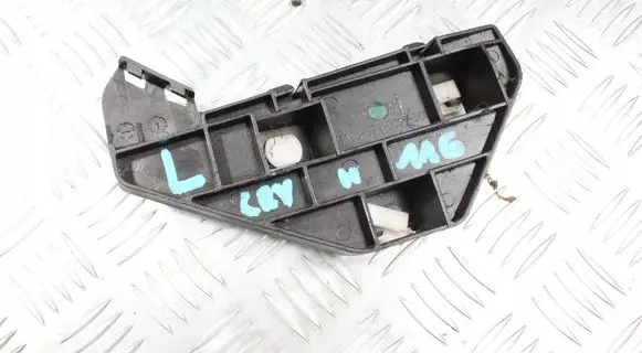 Honda CR-V Bumper support mounting bracket corner 71198-S9A-0000-50