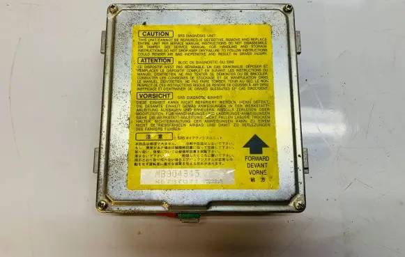Mitsubishi 3000 GT Gearbox control unit/module MB904845