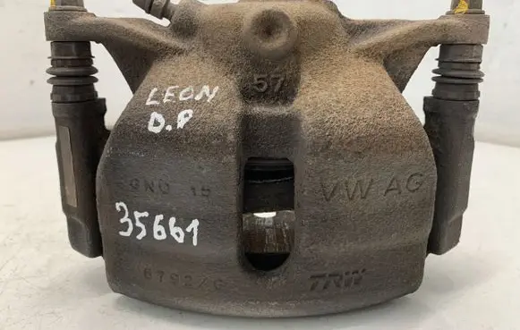 Seat Leon (5F) Front brake caliper 6792