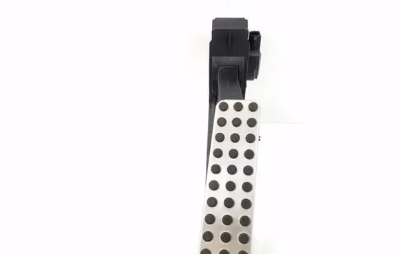 Mercedes-Benz SL R230 Accelerator throttle pedal A2303000804
