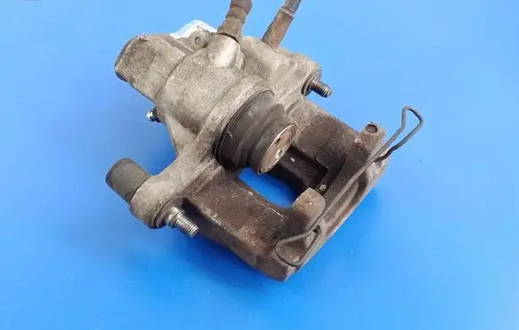 Mazda 3 I Rear brake caliper