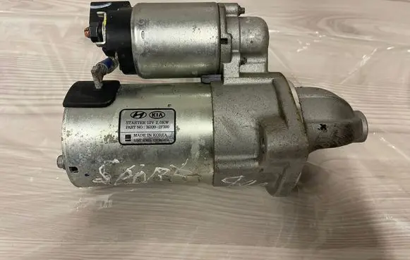 KIA Sportage Starter motor 361002F300
