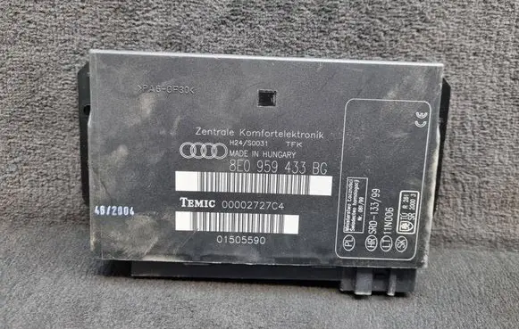 Audi A4 S4 B7 8E 8H Comfort/convenience module 8E0959433BG