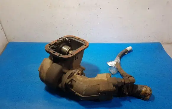 AC 428 Gearbox sump 