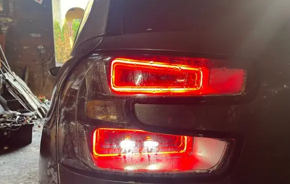 Citroen C4 Grand Picasso Tailgate rear/tail lights 9678274580