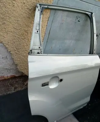 Ford Kuga I Rear door