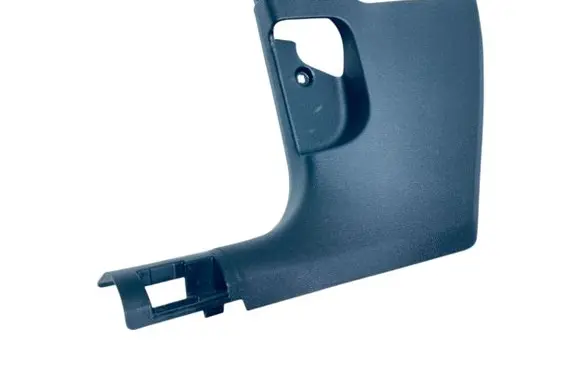 Foot area side trim