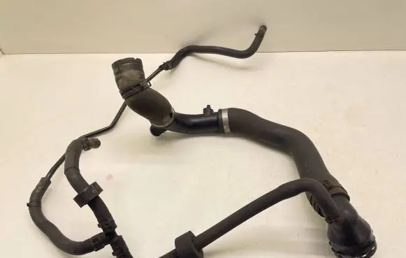 Volkswagen Golf VI Engine coolant pipe/hose 3C0121087A