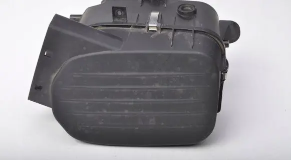 Maserati Levante Other engine bay part 670038727