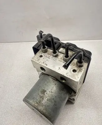 BMW X3 E83 ABS Pump 3439781 3439820 3420395