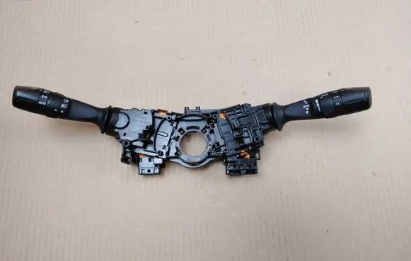 Toyota C-HR I Wiper turn signal indicator stalk/switch 17F852