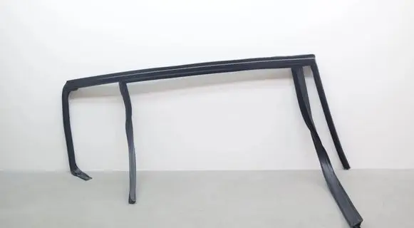 Volvo V60 Rubber seal rear door 