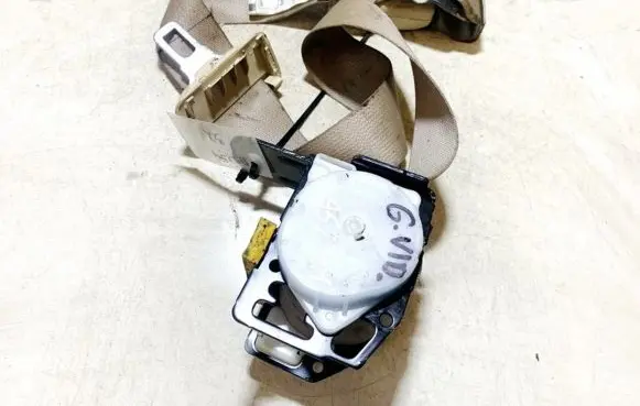 Lexus IS 220D-250-350 Middle seatbelt (rear) c7092g0659 0435027