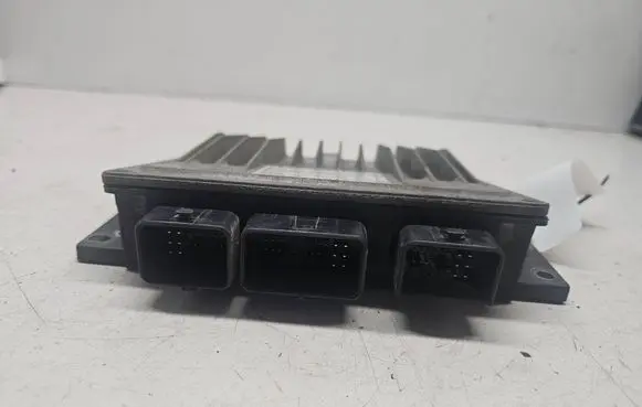 Renault Megane II Engine control unit/module 8200334419
