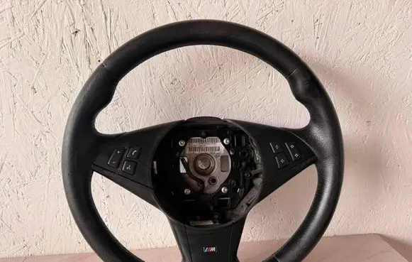 BMW 5 E60 E61 Steering wheel 6953324
