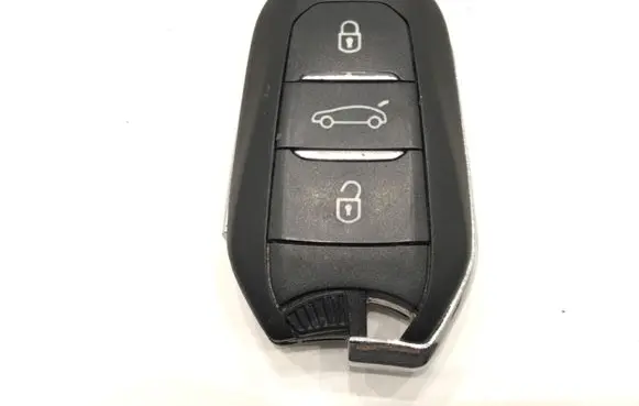 Peugeot 508 Ignition key/card 