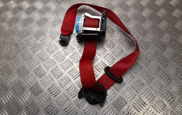 Mercedes-Benz CLA C117 X117 W117 Front seatbelt A1768602285